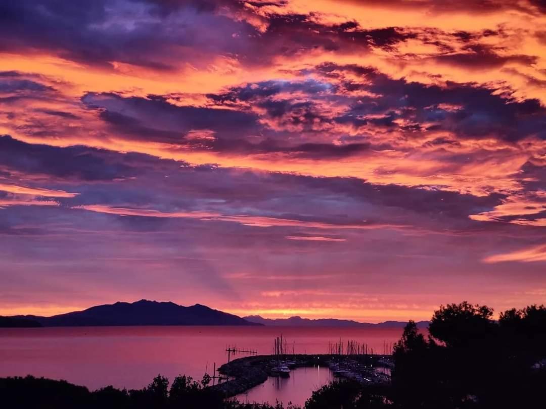 Il Balcone Sull'Elba Lägenhet Piombino Exteriör bild