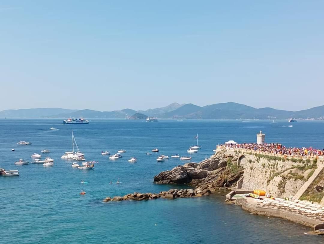 Il Balcone Sull'Elba Lägenhet Piombino Exteriör bild